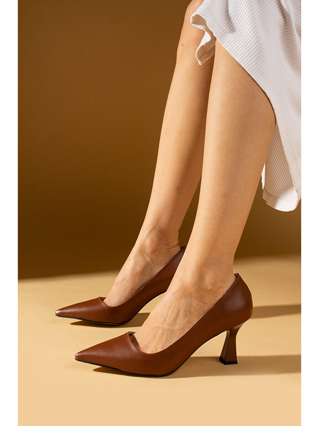 Kahverengi Kadeh Topuklu Rahat Kalıp Kadın Topuklu Ayakkabı 009-2430-24