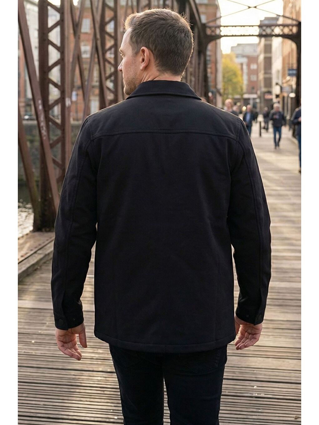 Siyah Erkek Ön Fermuarlı Çift Cepli Mevsimlik Mont-1