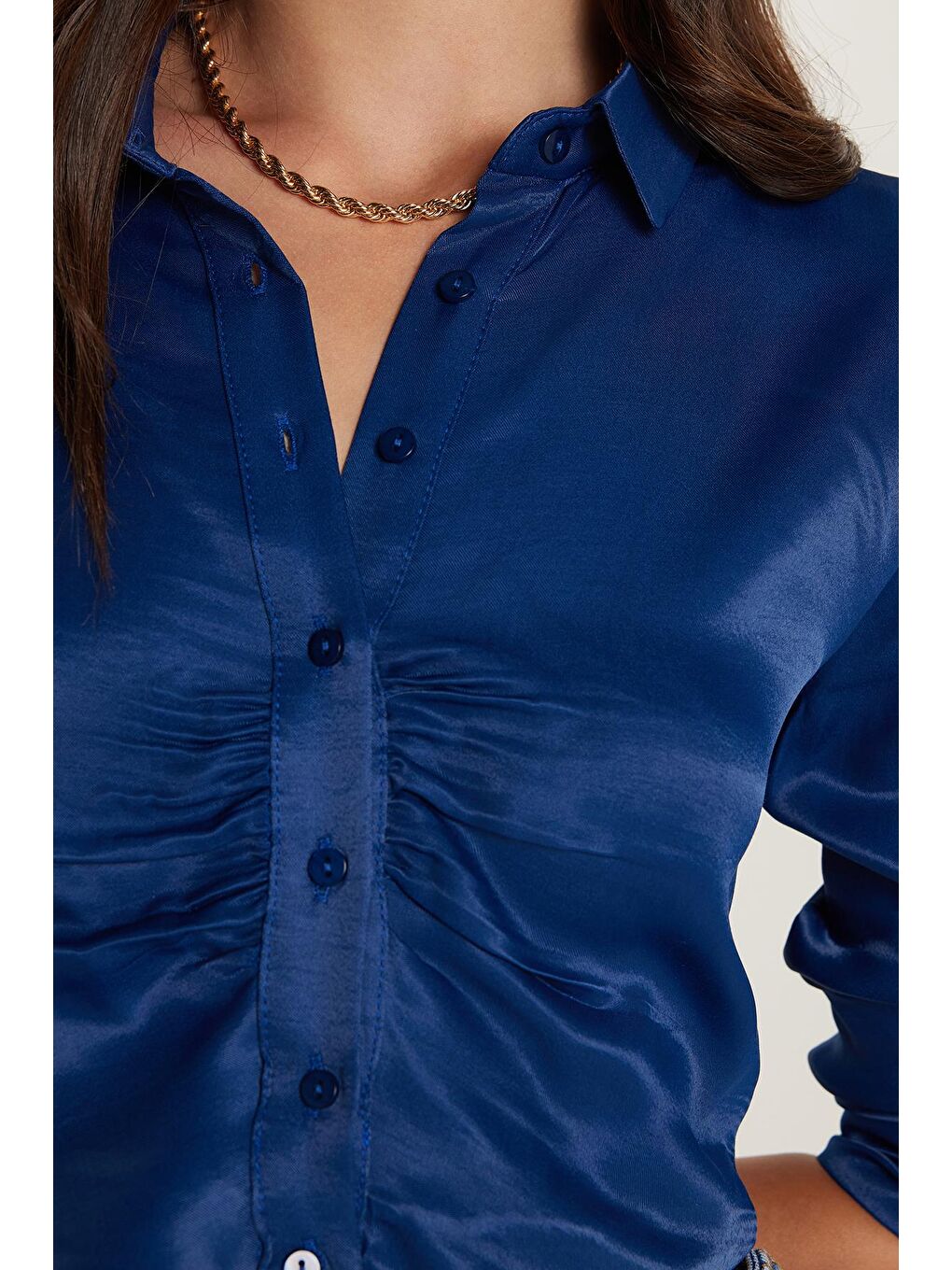 Kadın Slim Fit Dar Kesim Uzun Kollu  Klasik Yaka Lacivert Gömlek-2
