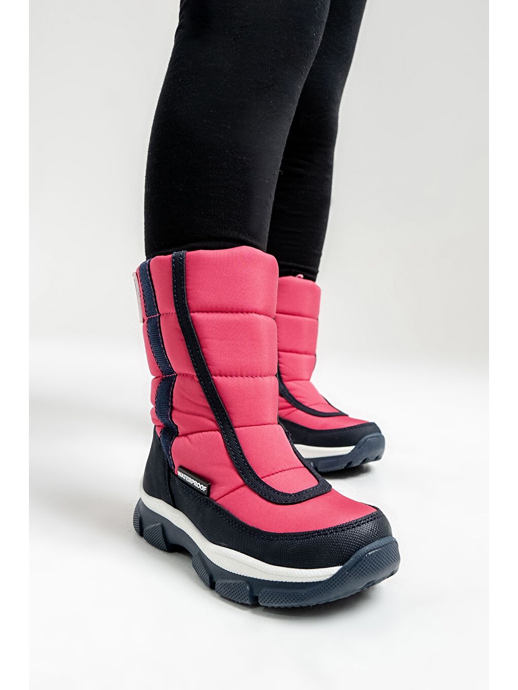 Lacivert Kız Çocuk Laci-Fuşya Su Geçirmez Anatomik Günlük Bot-1