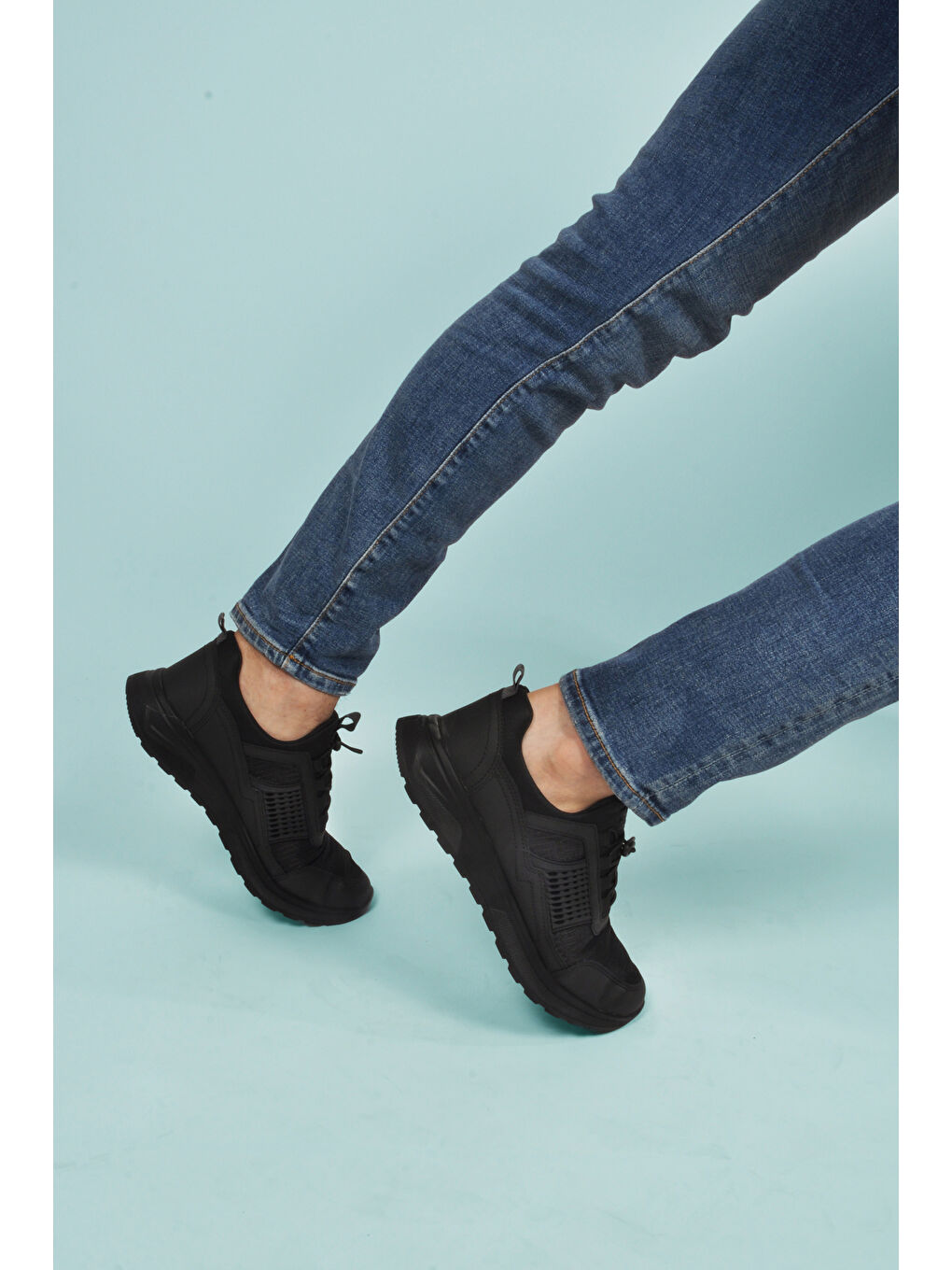 Siyah Hafif Esnek Kilit Bağcıklı Erkek Spor Ayakkabı Nans 6006 M-3