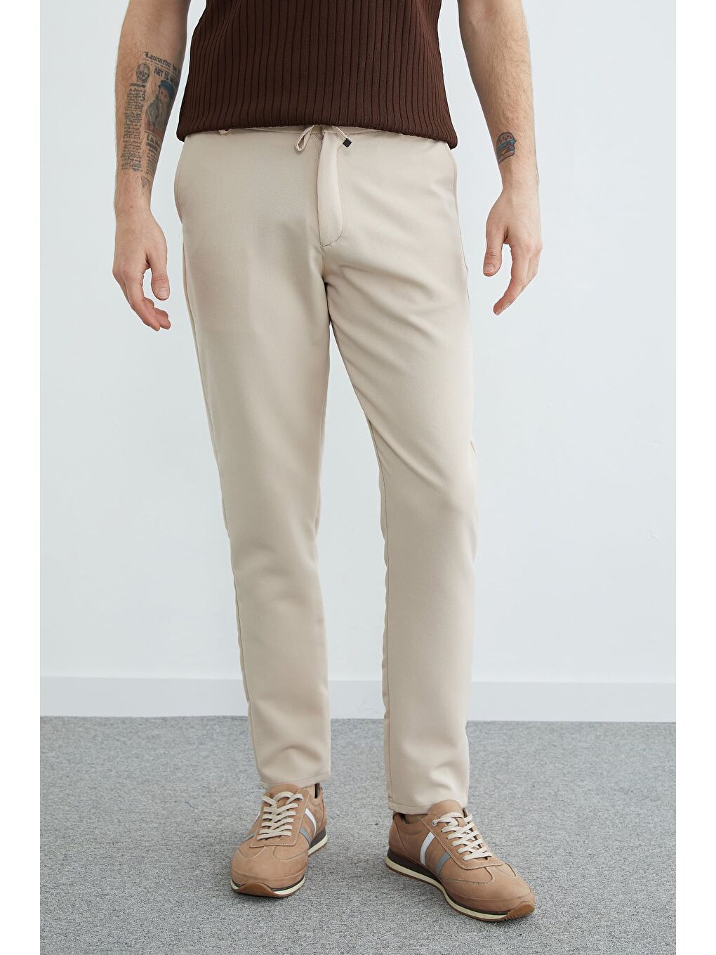 Bej Beli Lastikli Jogger Pantolon-1