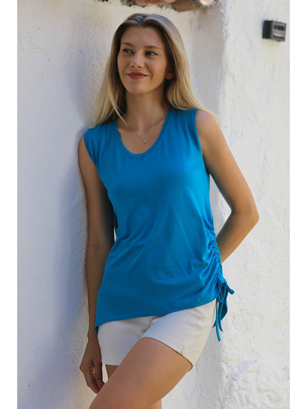 Turkuaz V Yaka Kolsuz Yanları Büzgülü Örme Casual Bluz