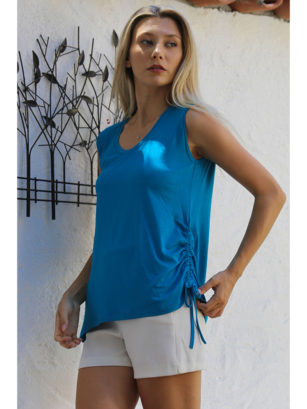 Turkuaz V Yaka Kolsuz Yanları Büzgülü Örme Casual Bluz-3