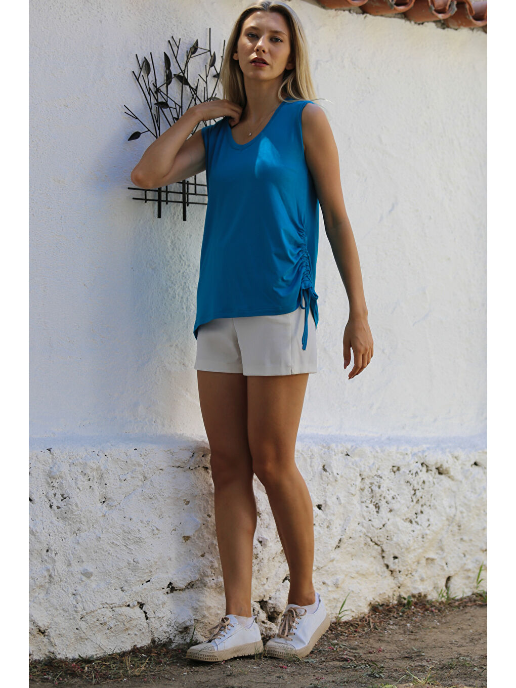 Turkuaz V Yaka Kolsuz Yanları Büzgülü Örme Casual Bluz-6