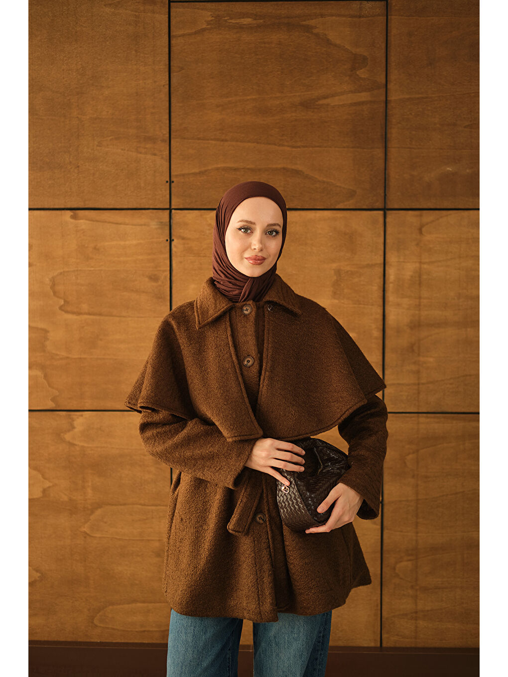 Kadın Omuz Pelerinli Pelüş Kaşe Kaban Kahverengi-2