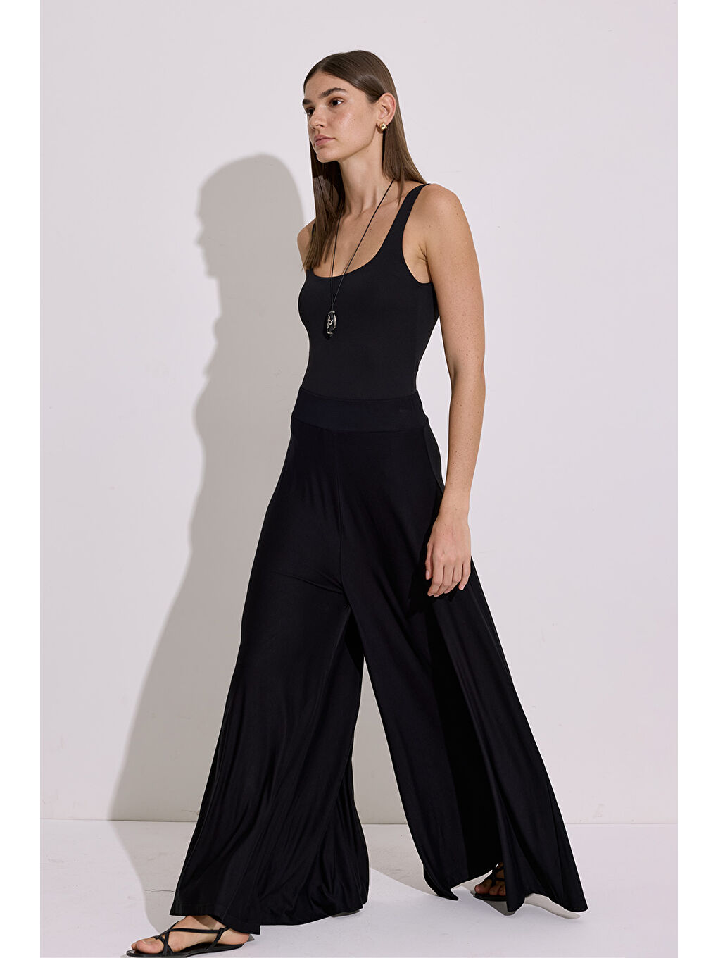 Siyah DÖKÜMLÜ RAHAT PANTOLON SİYAH-1