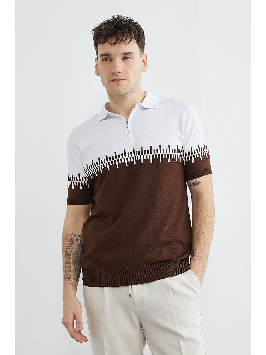 Kahverengi Yarım Fermuarlı Polo Yaka Triko Tişört-3