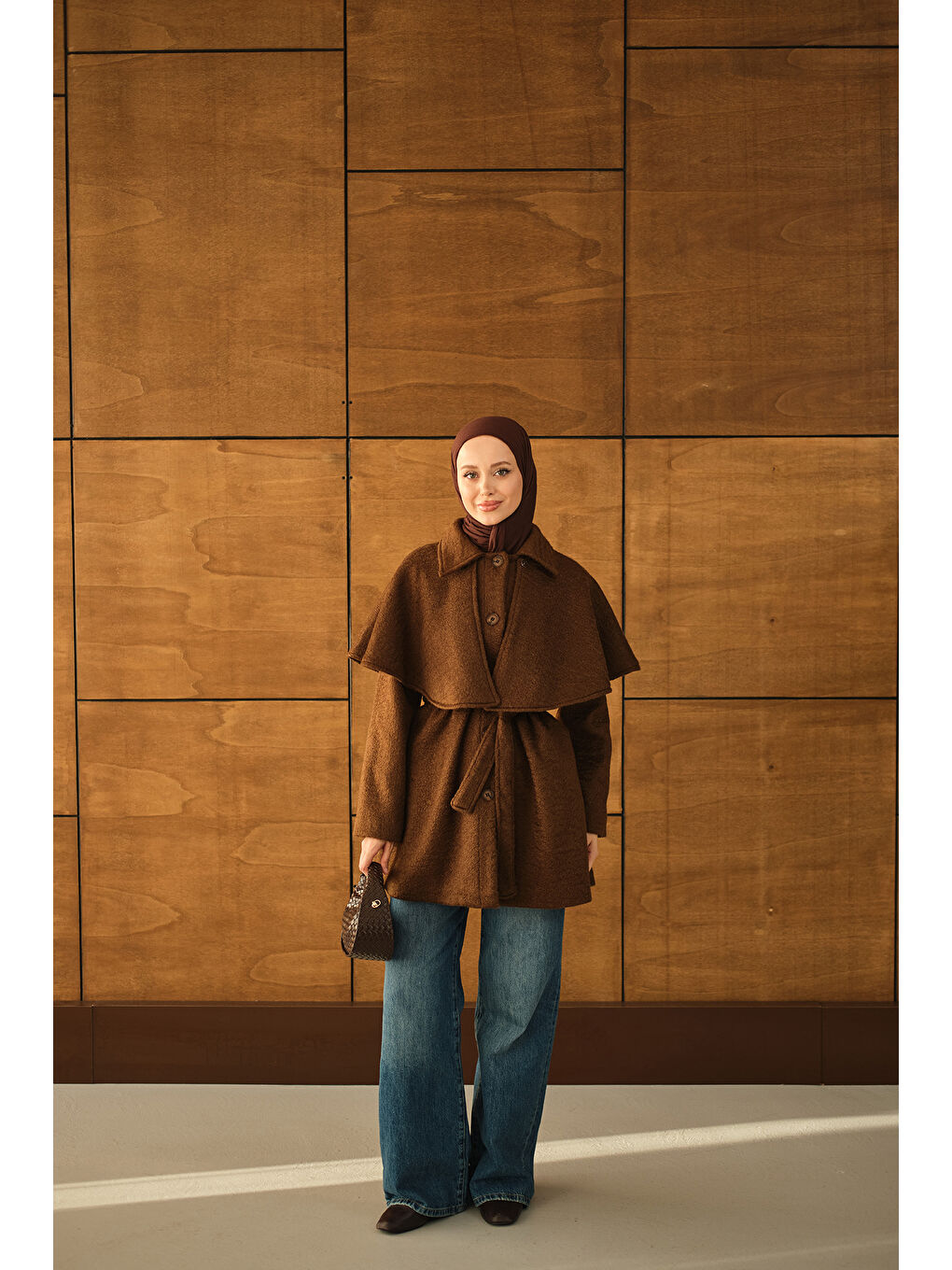 Kadın Omuz Pelerinli Pelüş Kaşe Kaban Kahverengi-3