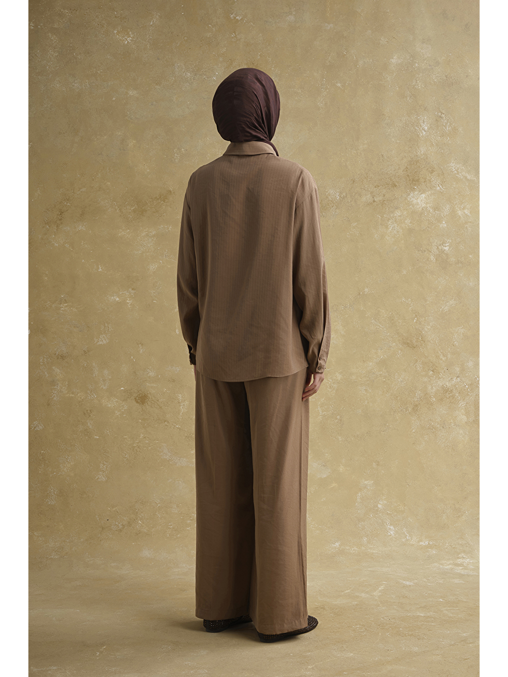 Kahverengi Viskon Karışımlı Çizgili Takım Camel-3