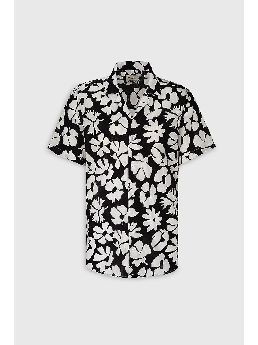 Erkek Siyah-Beyaz Slim Fit Dar Kesim Küba Yaka Kısa Kollu Baskılı Gömlek-4