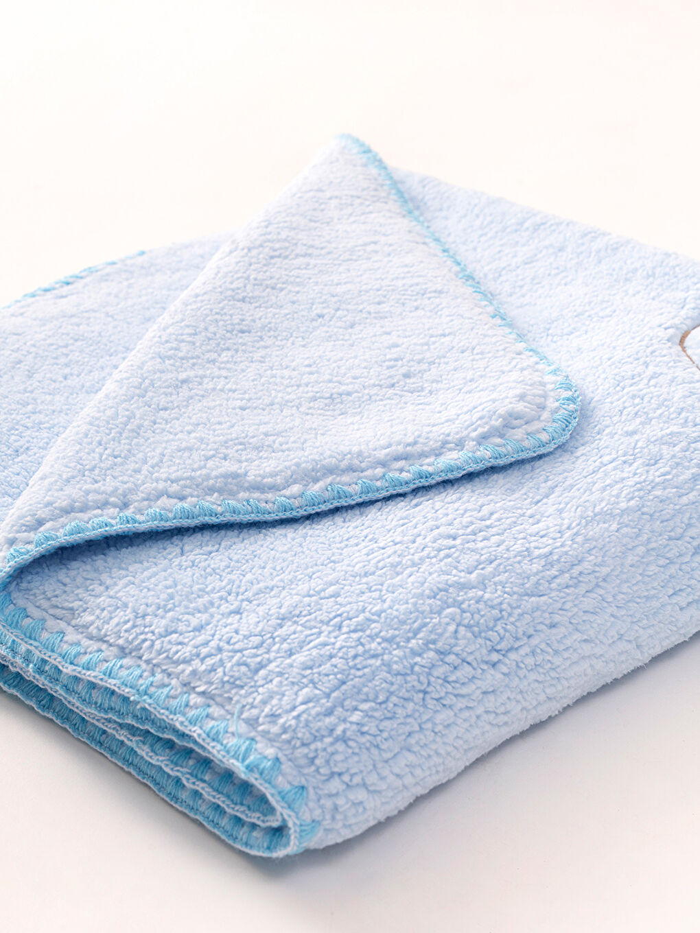 Mavi Welsoft Çift Katlı Oturan Ayı Nakışlı Bebek Battaniyesi-1