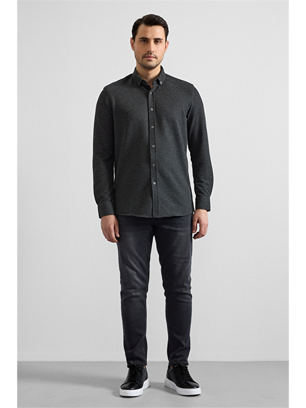 Antrasit Slim Düğmeli Yaka Manşetli Casual Gömlek-4
