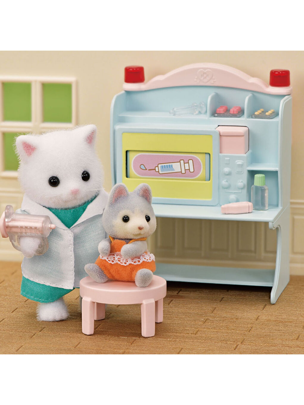 Sylvanian Families Renksiz Köy Doktoru Başlangıç Seti 5705 - 3