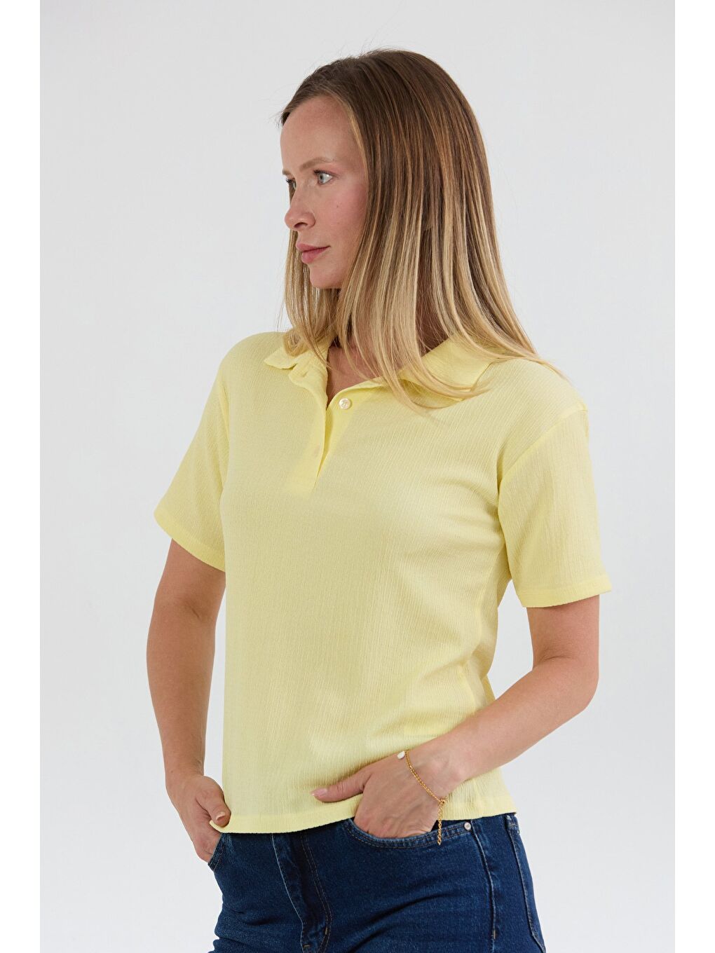 Sarı Bürümcük Kumaş Düğmeli Polo Yaka Tişört-2
