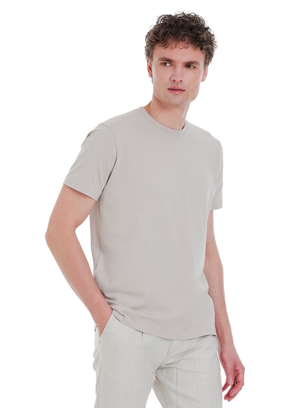 Ekru Regular Fit Bisiklet Yaka Pamuklu Tişört