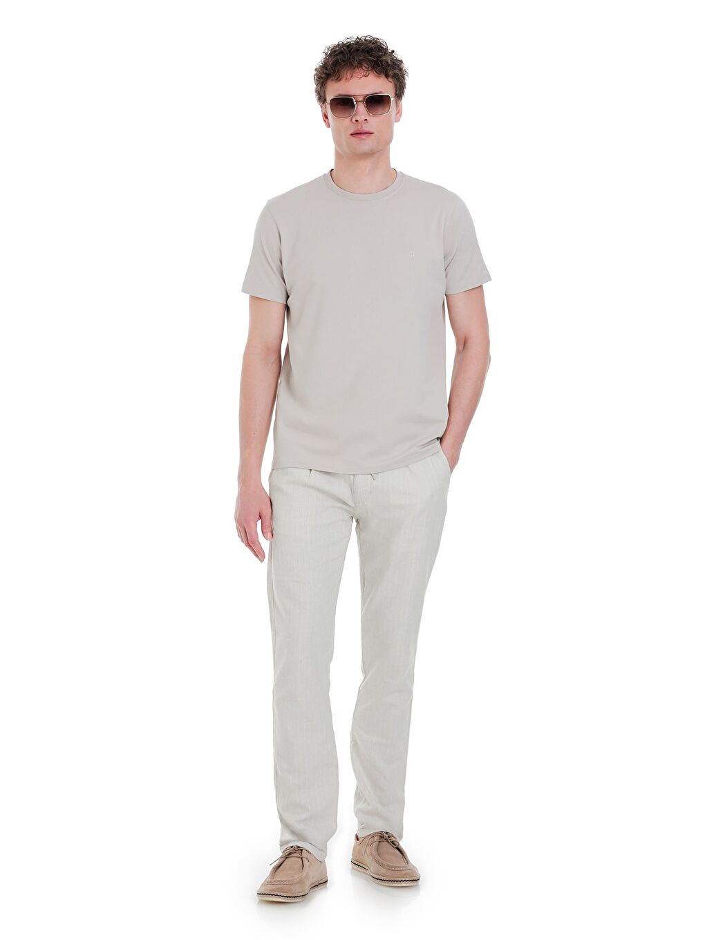 Ekru Regular Fit Bisiklet Yaka Pamuklu Tişört-1