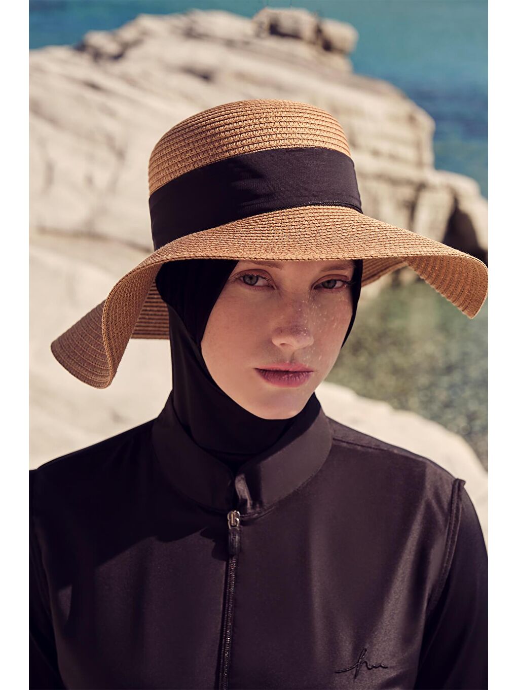 Kahverengi Fiyonklu Toprak Hasır Plaj Şapkası-2