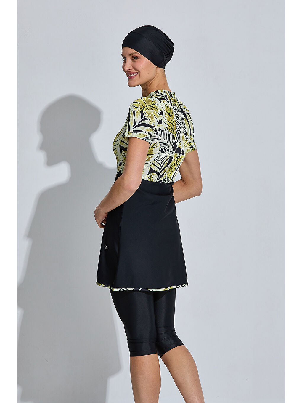 Kısa Kollu Elastanlı Yarı Kapalı Mayo 6550 Siyah03-2