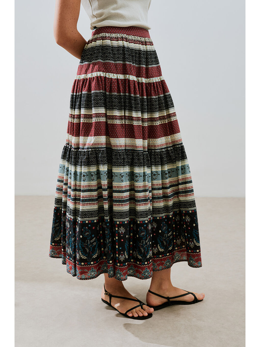 Lacivert Desenli Pamuklu Katlı Etek Catalına-4