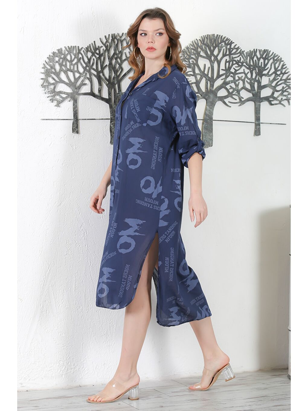 İtalyan Lacivert Gömlek Yaka Düğmeli Uzun Kollu Çift Cepli Allover Baskılı Dokuma Elbise 130 65-5