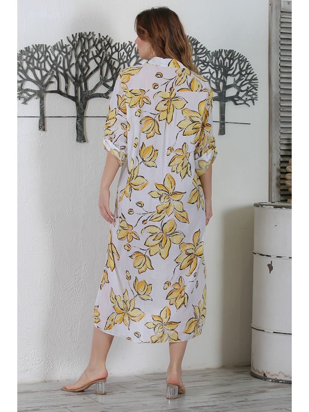 İtalyan Sarı-Beyaz Gömlek Yaka Düğmeli Uzun Kollu Çift Cepli Allover Baskılı Dokuma Elbise 130 65-5