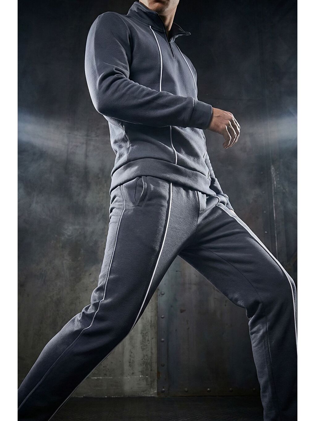 Gri Erkek Yarım Fermuarlı Polo Yaka Şardonlu Sweat Bel Lastikli Pantolon İkili Takım-1