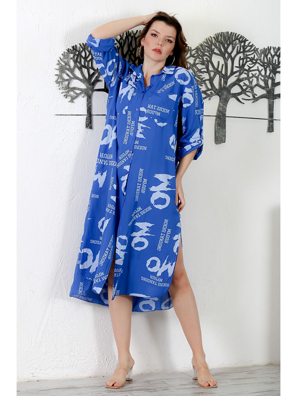 İtalyan Mavi Gömlek Yaka Düğmeli Uzun Kollu Çift Cepli Allover Baskılı Dokuma Elbise 130 65-1