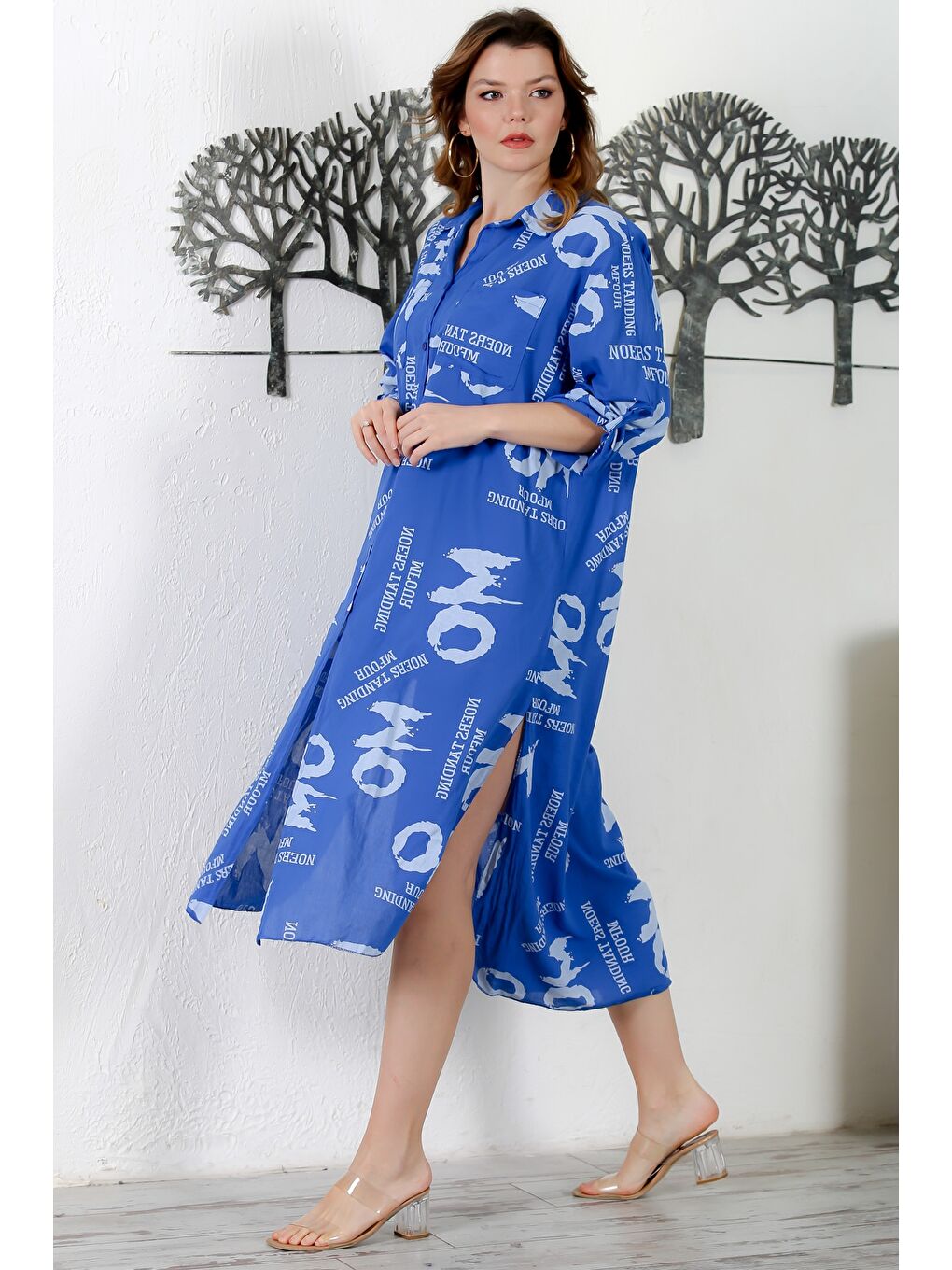 İtalyan Mavi Gömlek Yaka Düğmeli Uzun Kollu Çift Cepli Allover Baskılı Dokuma Elbise 130 65-6
