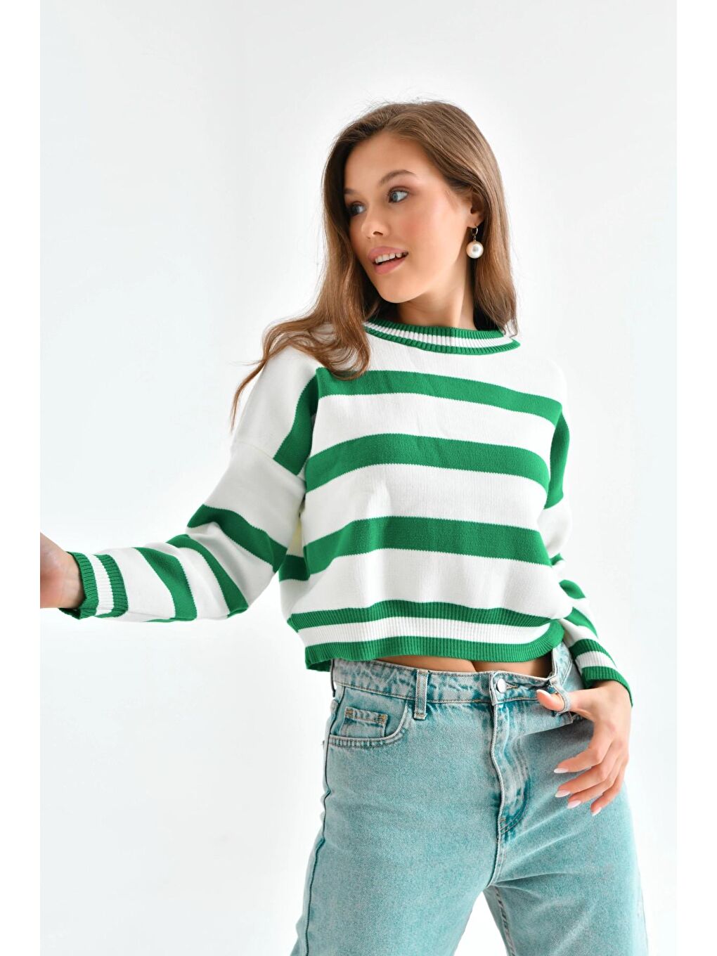 Yeşil Çizgili Crop Bisiklet Yaka Triko Kazak-1