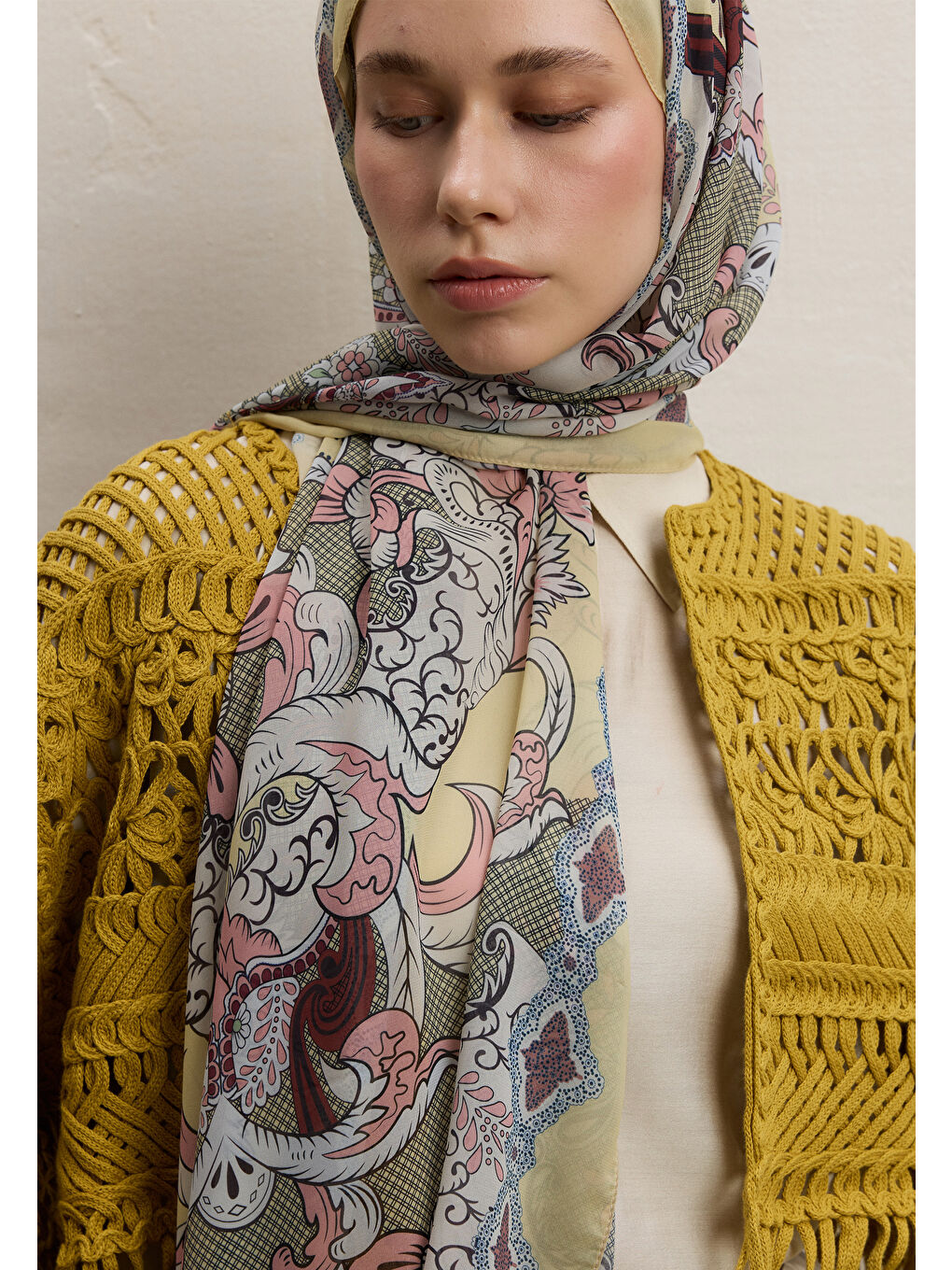 Sarı Poppıes Desen İpek Krep Şal Tereyağı-1