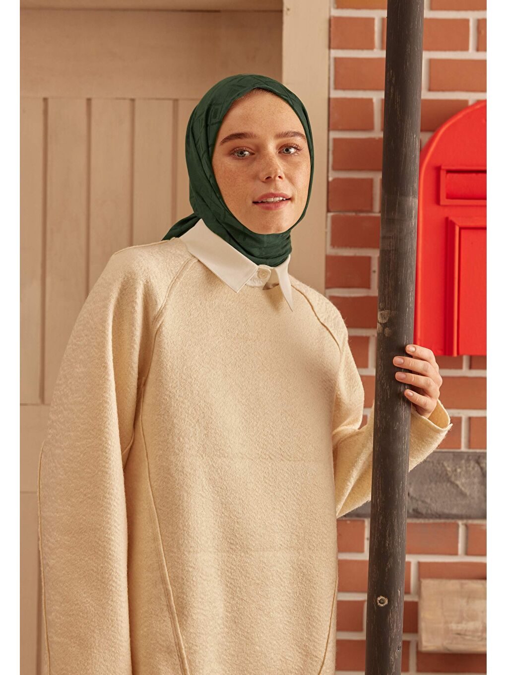 Bej Porto Jakarlı Şal Zümrüt-1