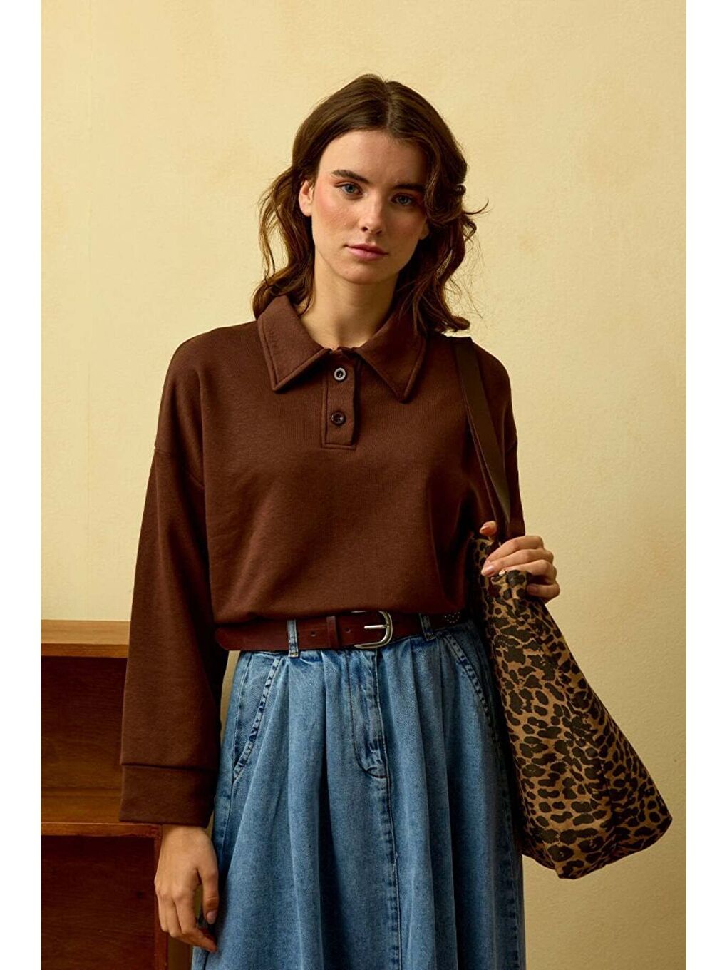 Kahverengi Acı Kahve Polo Yaka Crop