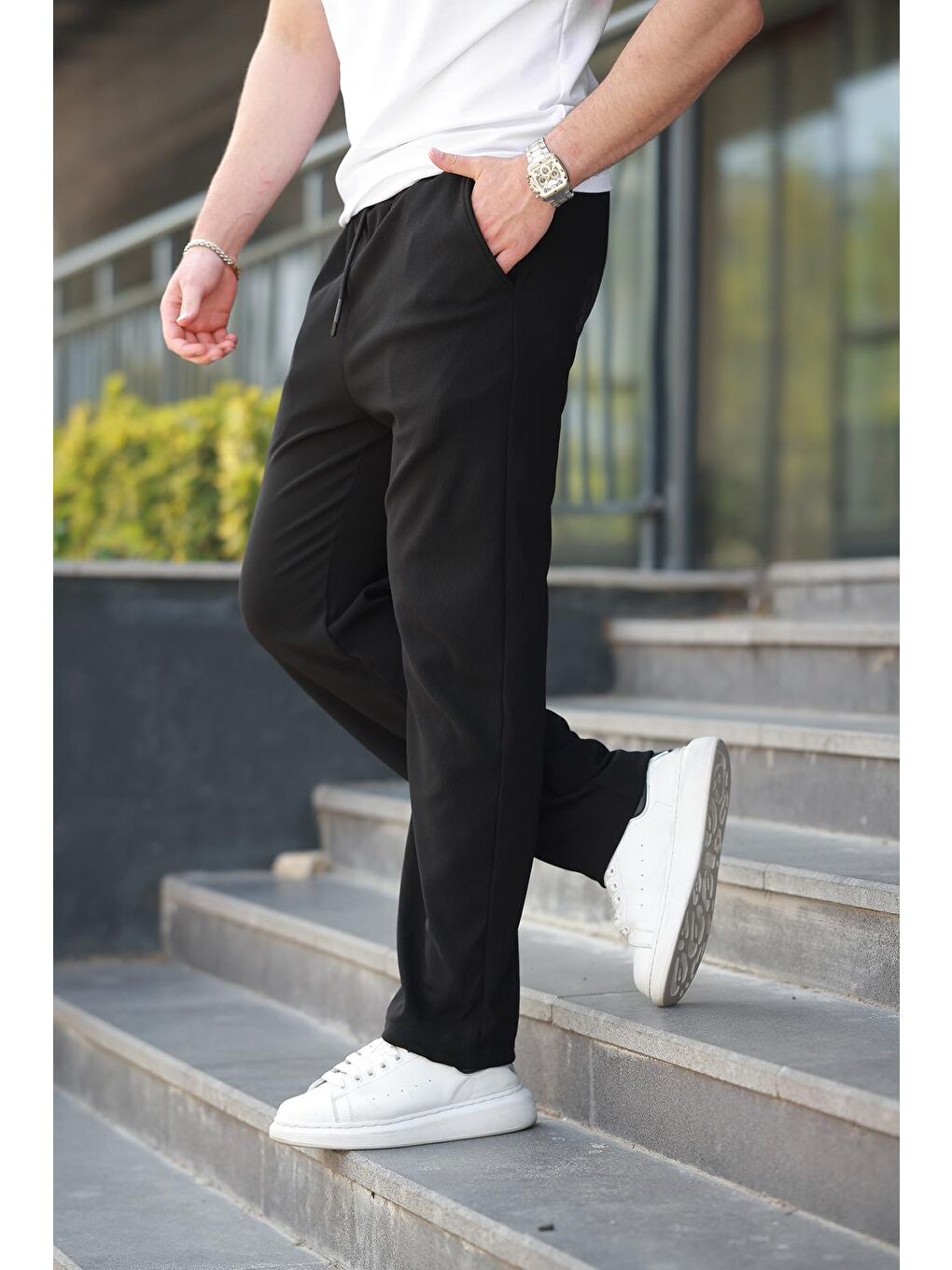 Siyah Beli Ayarlanabilir Cep Detaylı Bol Pantolon 6545-2