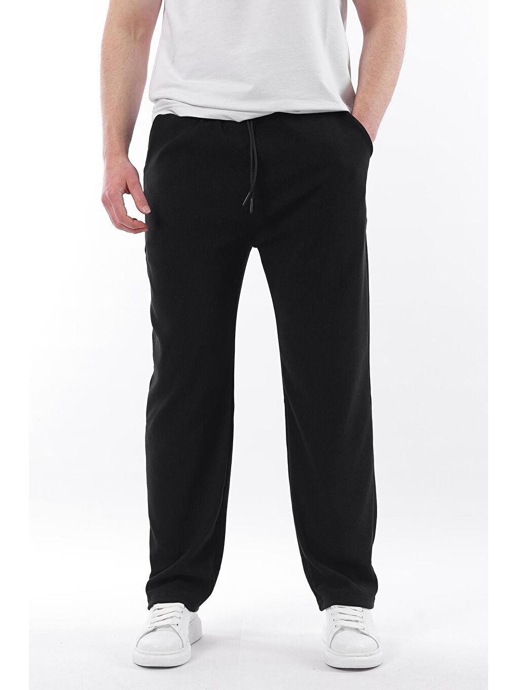 Siyah Beli Ayarlanabilir Cep Detaylı Bol Pantolon 6545-7