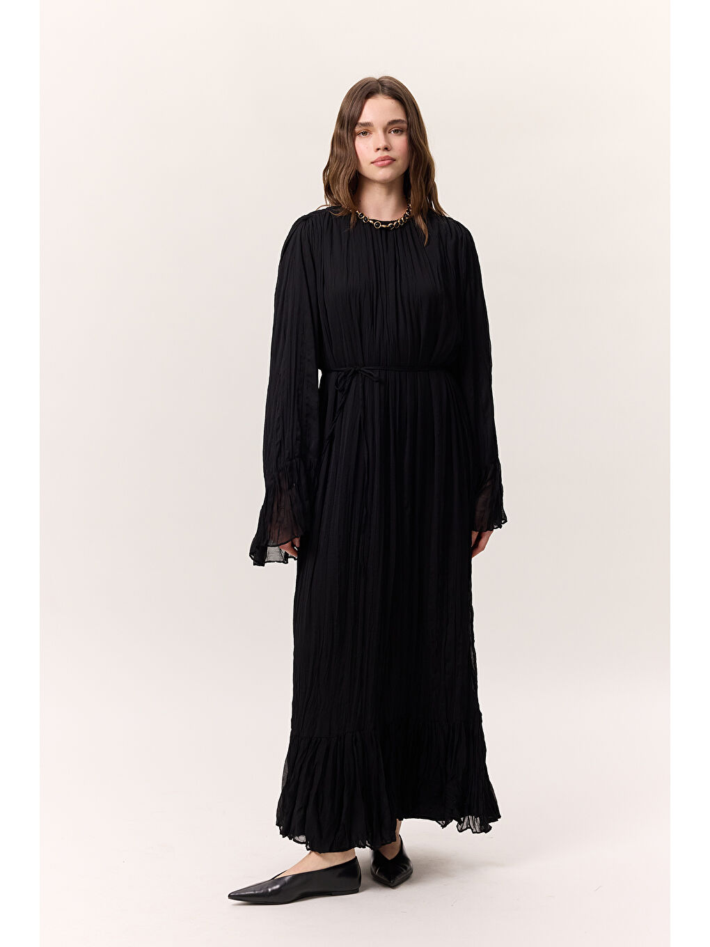 Crush Piliseli Katlı Uzun Elbise Siyah-4