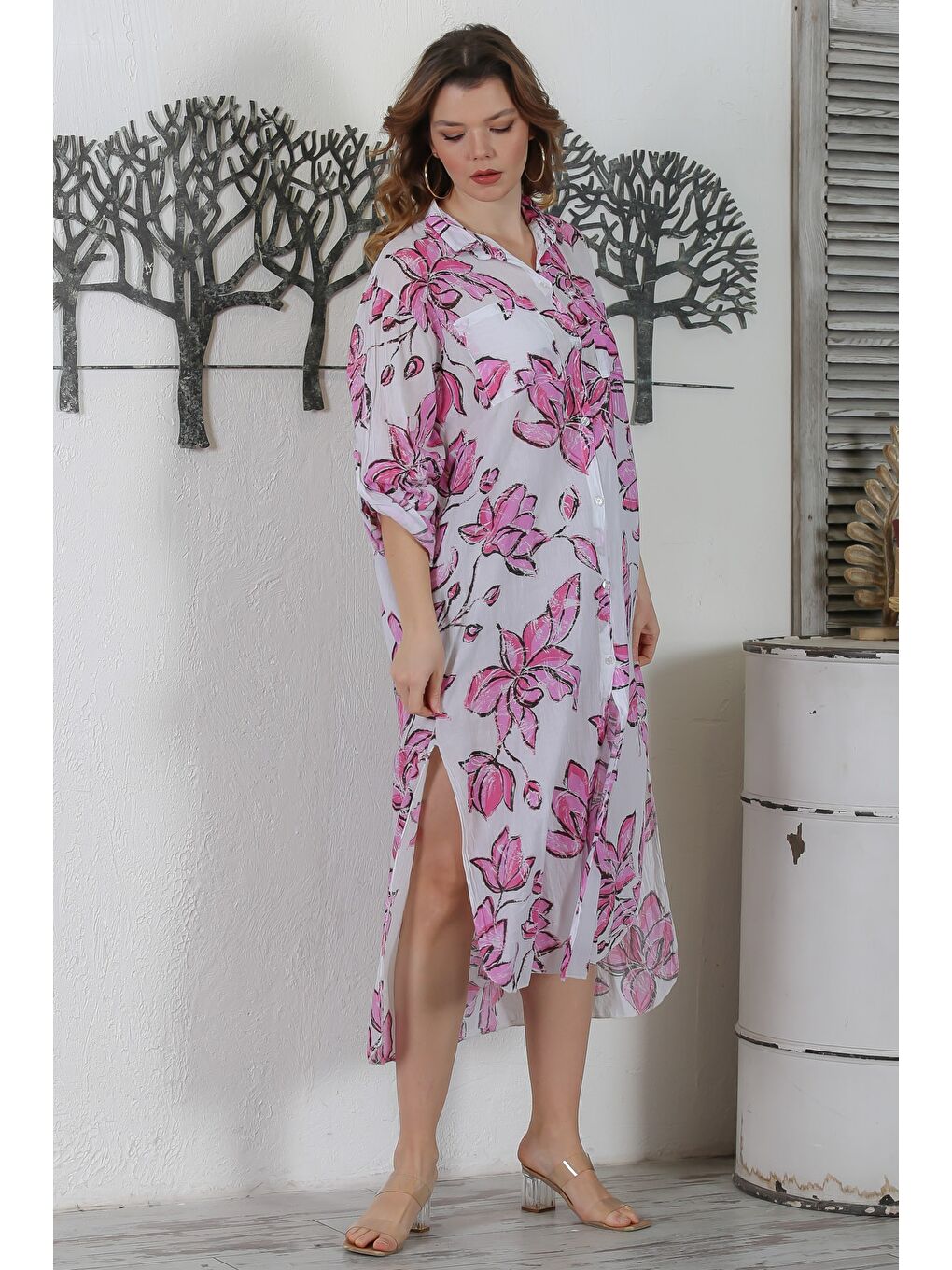 İtalyan Pembe-Beyaz Gömlek Yaka Düğmeli Uzun Kollu Çift Cepli Allover Baskılı Dokuma Elbise-2