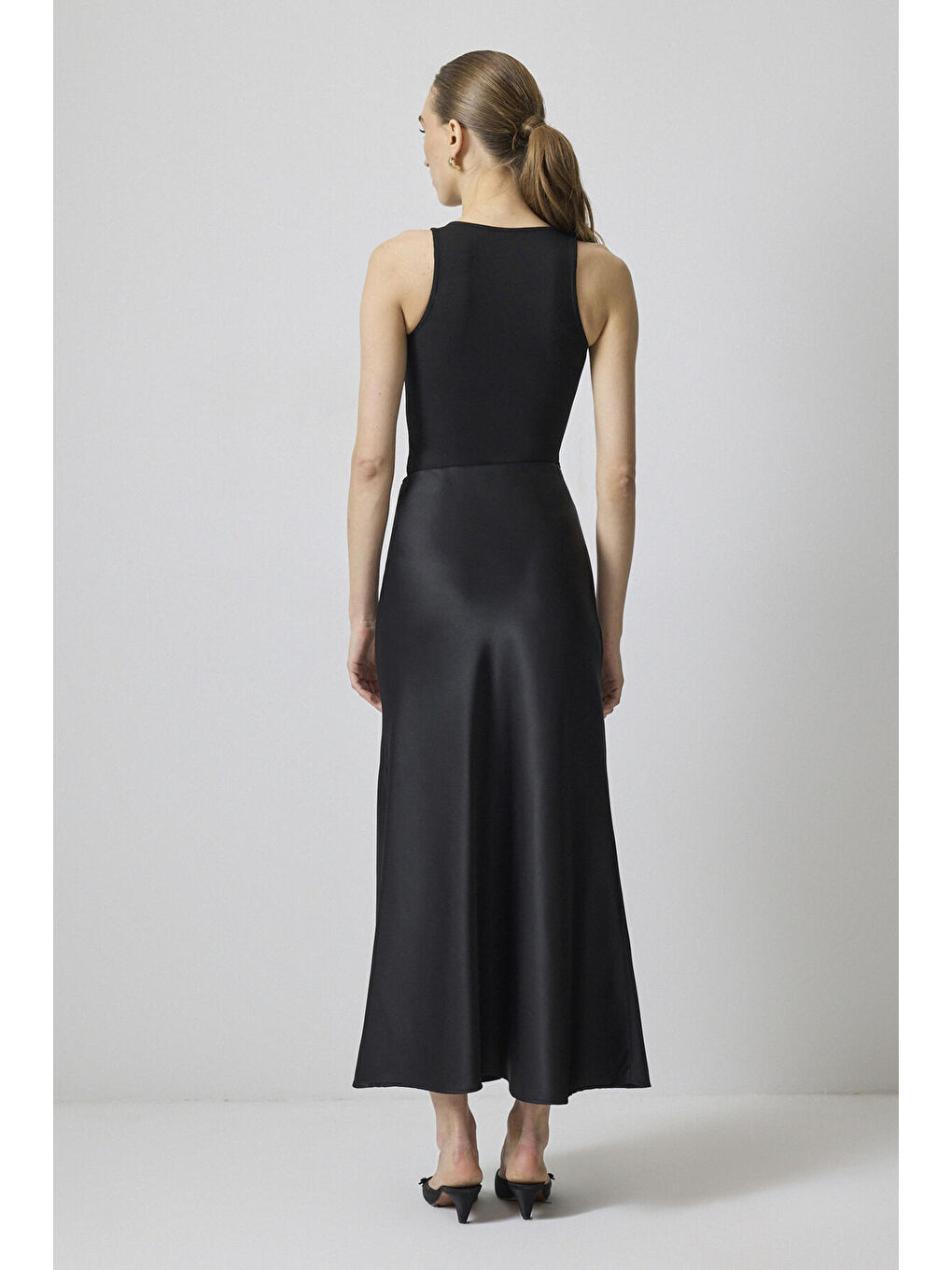 Siyah Basıc Saten Etek-3