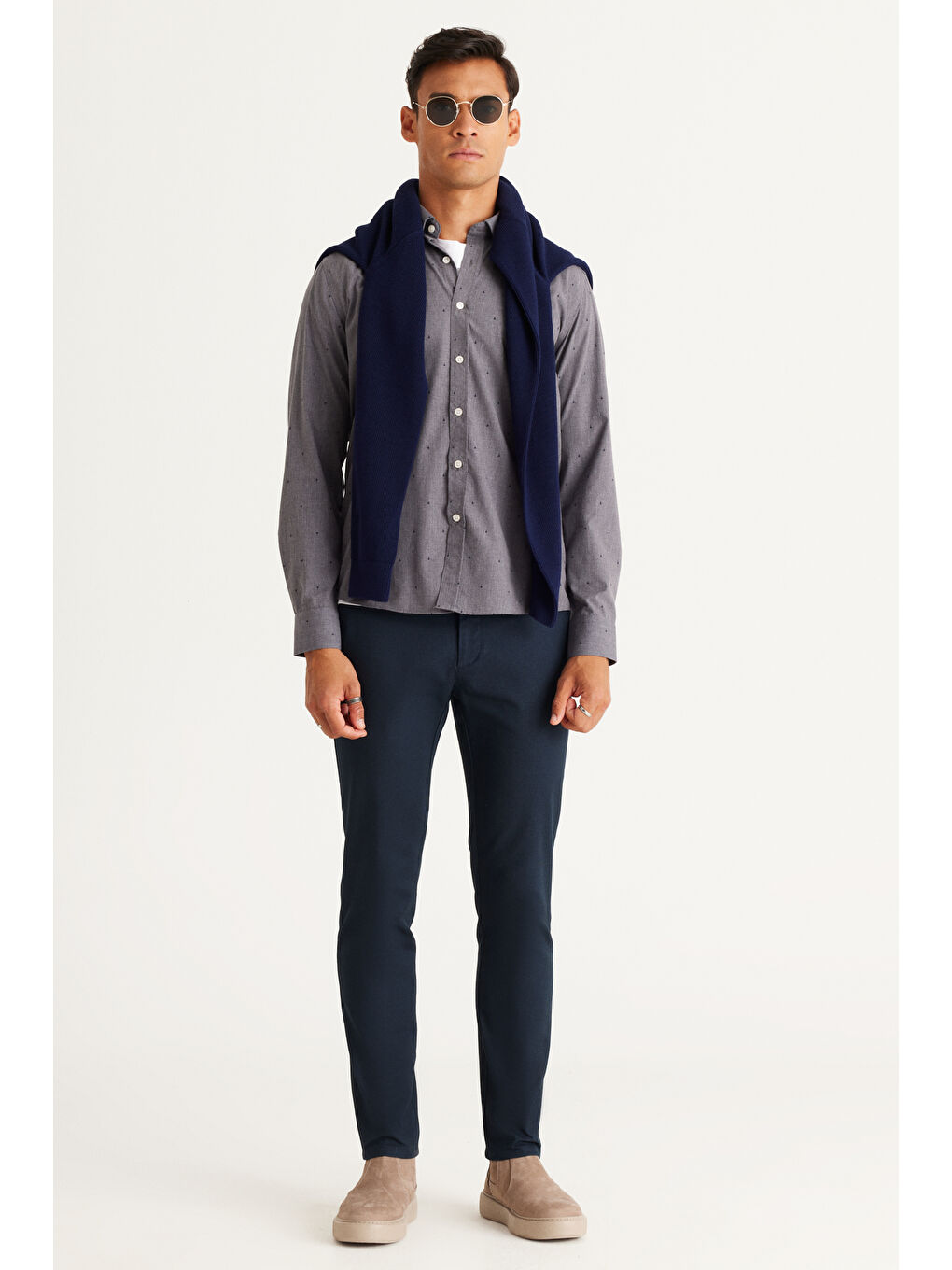 Erkek Lacivert Slim Fit Dar Kesim Gizli Düğme Yaka Desenli Gömlek-2