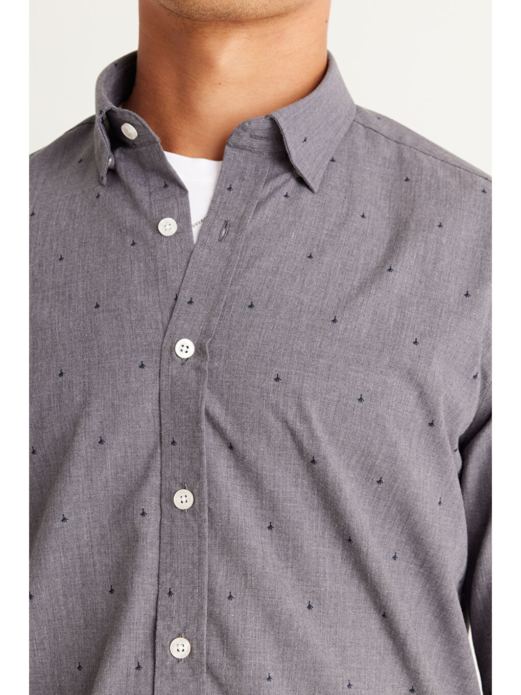 Erkek Lacivert Slim Fit Dar Kesim Gizli Düğme Yaka Desenli Gömlek-3