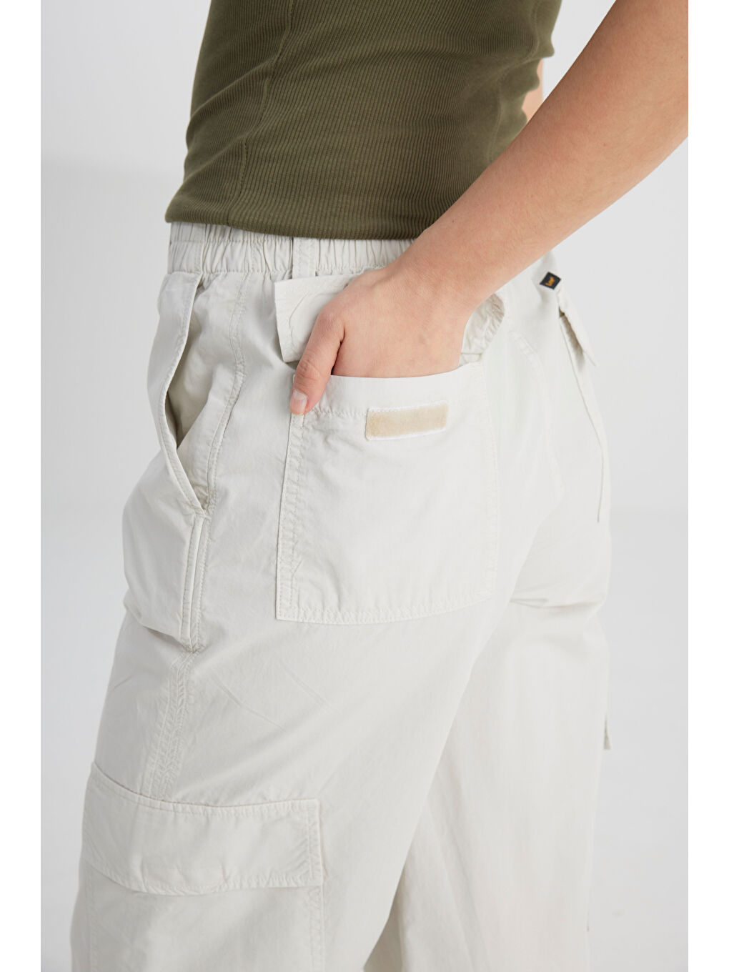 Loose Fit Rahat Kesim Yüksek Bel Geniş Paça %100 Pamuk Ekru Kargo Pantolon-2