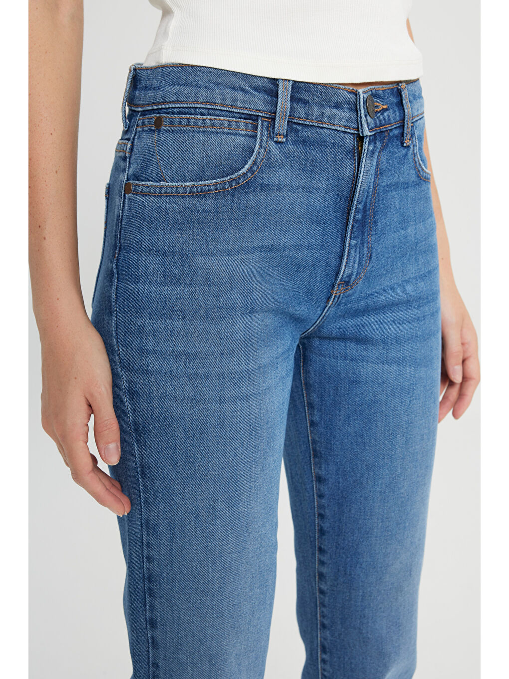 Bej Straight Fit Düz Kesim Yüksek Bel Düz Paça Mavi Jean Jean Pantolon-4