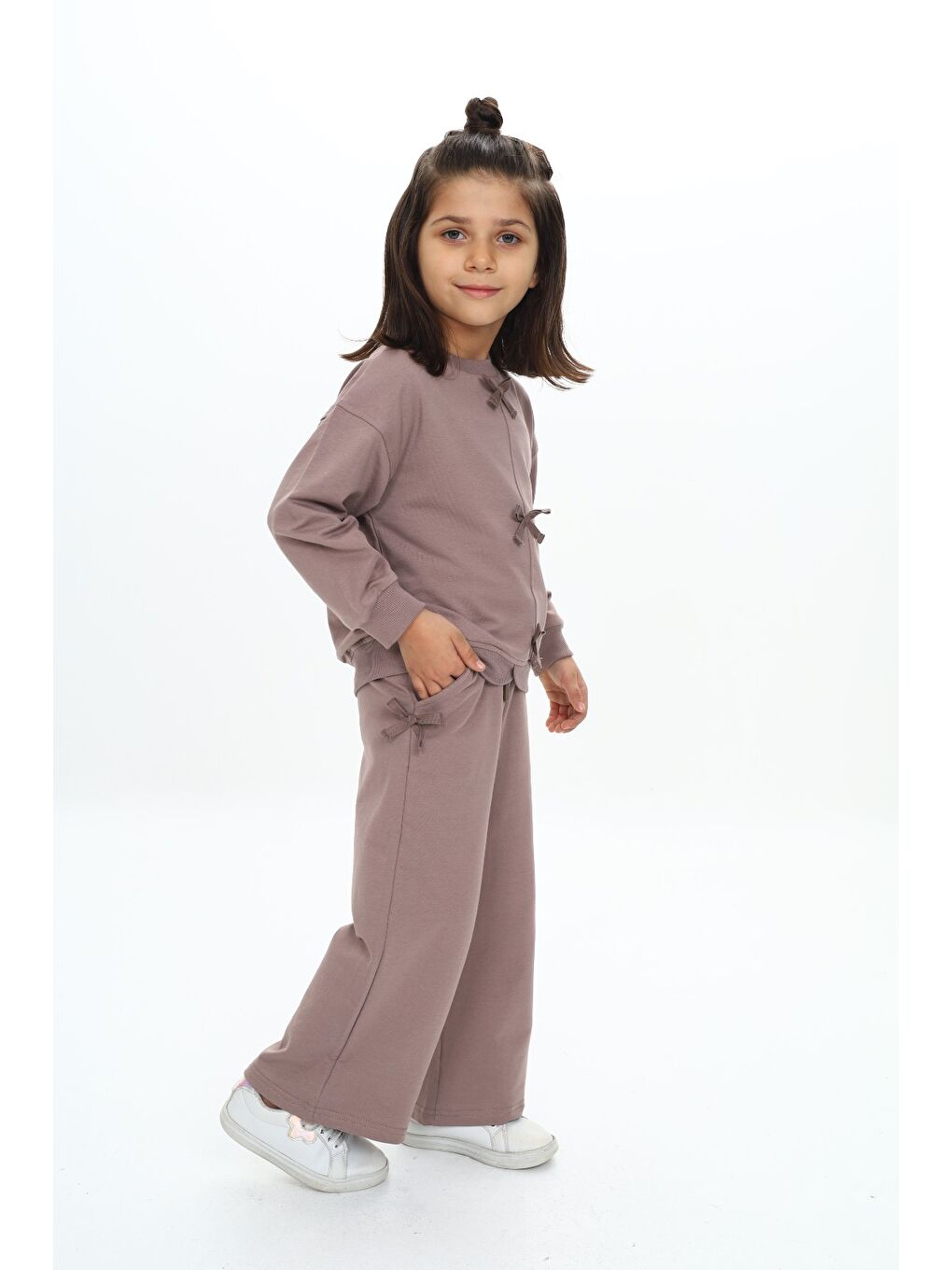 Kahverengi Kız Çocuk Fiyonk Detaylı Takım-2