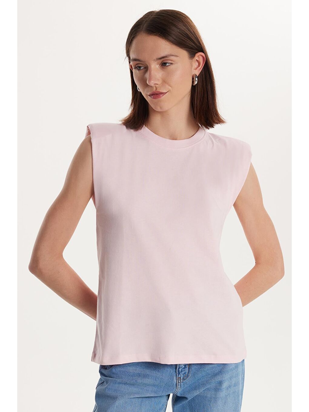 Kadın Relax Fit Rahat Kesim Sıfır Kol Bisiklet Yaka Pembe Tişört-3