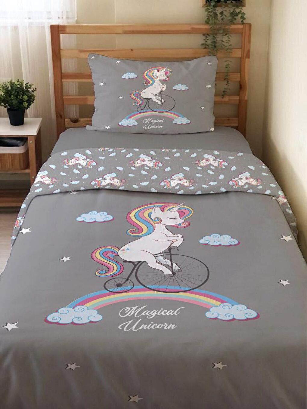 EVMİLA Karışık Çift Taraflı Unicorn Desenli Çarşafsız Takım Tek Kişilik Nevresim Takımı 160x220 Cm