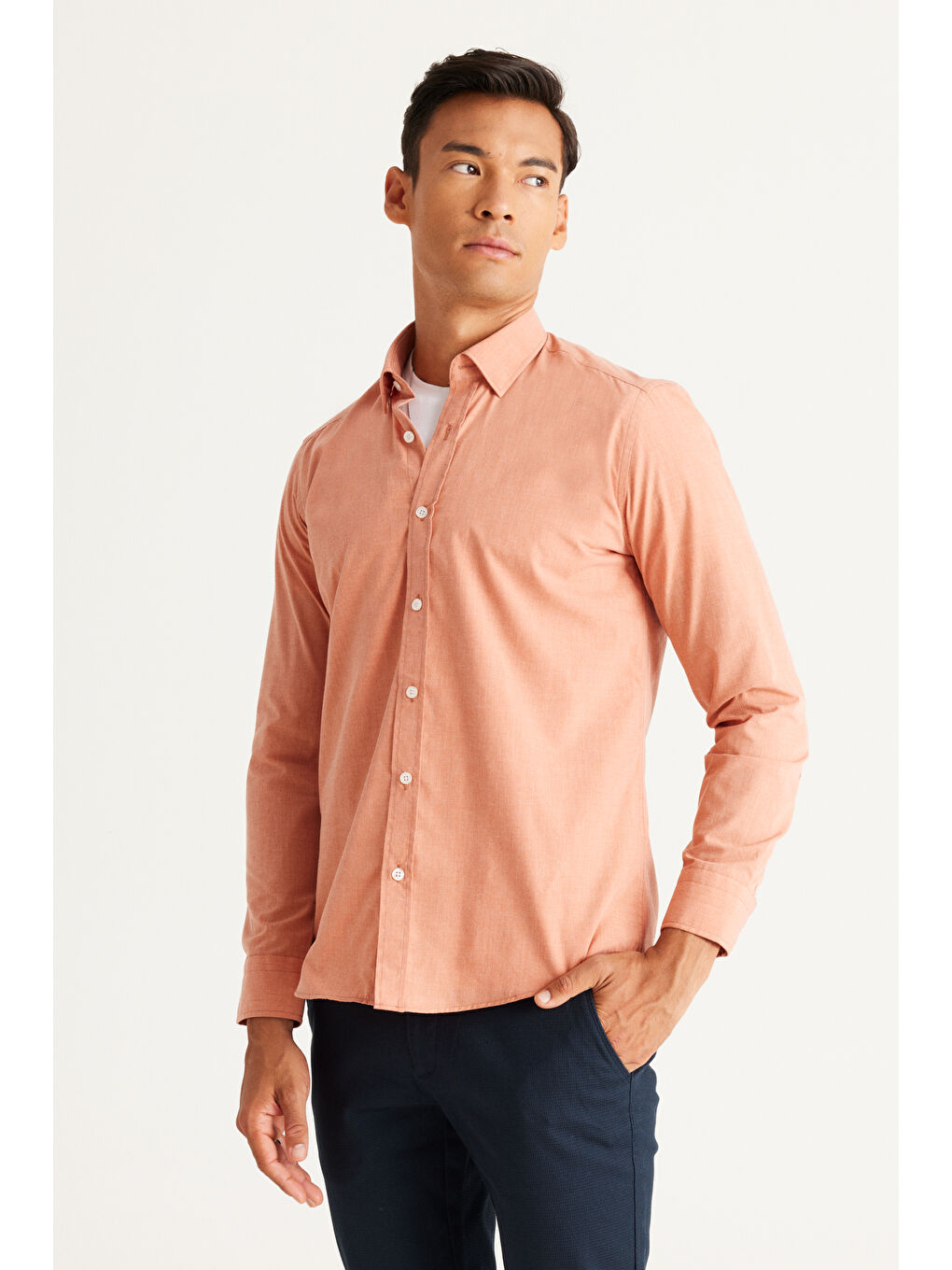 Erkek Turuncu Slim Fit Dar Kesim Gizli Düğme Yaka Gömlek-4