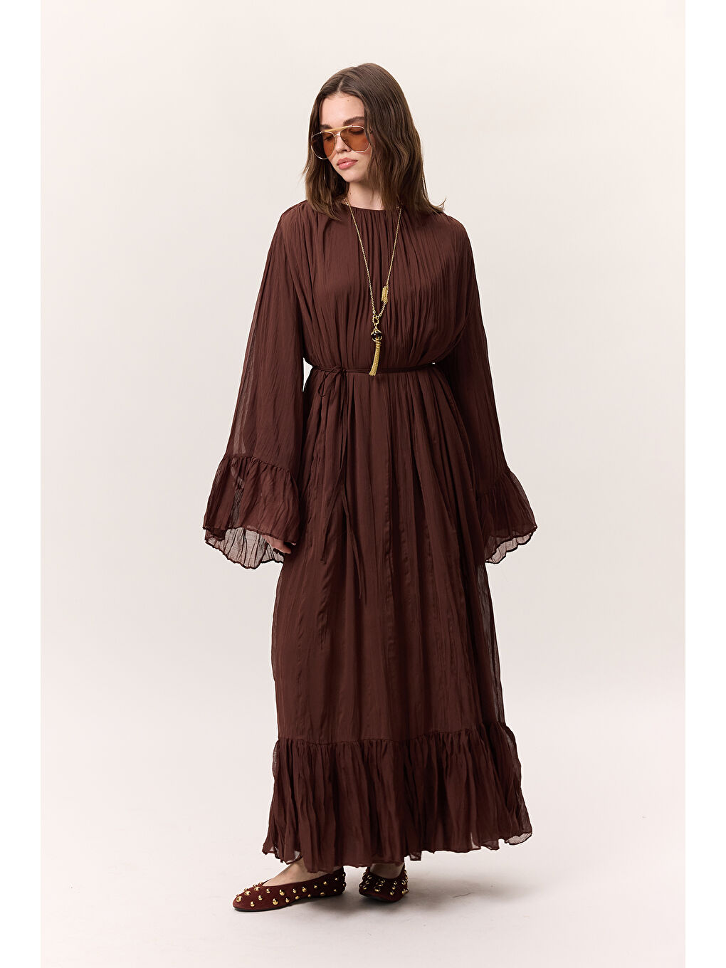 Crush Piliseli Katlı Uzun Elbise Kahverengi-2