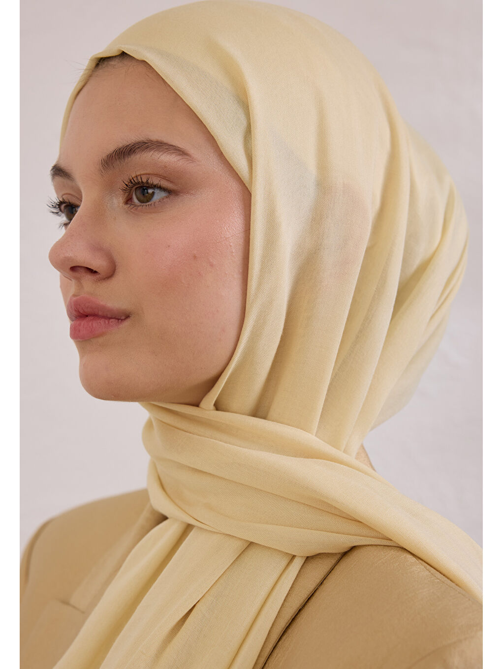 Beyaz Soft Viskon Şal İnci-3