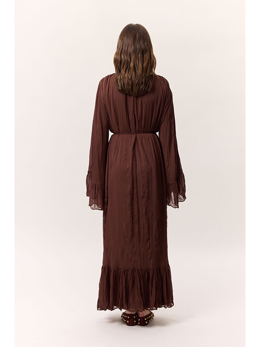 Crush Piliseli Katlı Uzun Elbise Kahverengi-7