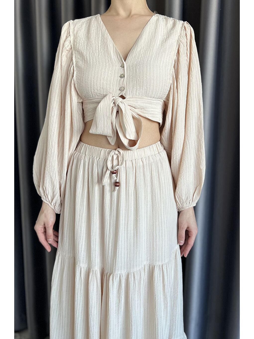 Bej Kadın Balon Kol Ön Bağlamalı Bluz Etek İkili Takım-3